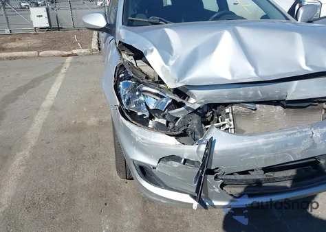 2016 Hyundai Accent Se z USA, uszkodzony, nr VIN KMHCT5AE2GU286511